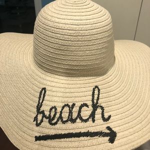 Saks 5th Ave Beach sunhat
